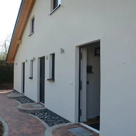 Luv & Lee - Apt. 01 Sellin (Rugen)