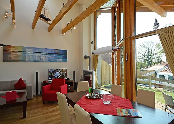 Luv & Lee - Apt. 01 ゼリン